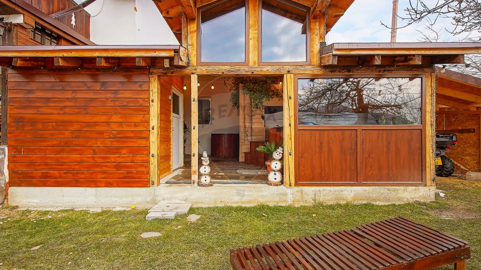 Cabana la Flo, 8 cam,P + M, teren 888 mp oportunitate de investitie !