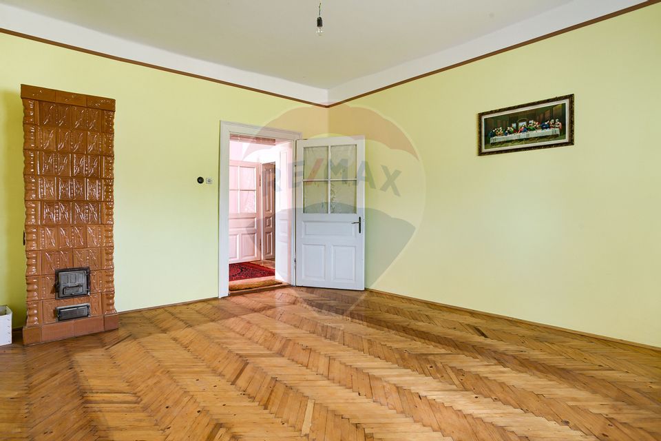 4 room House / Villa for sale, Periferie area