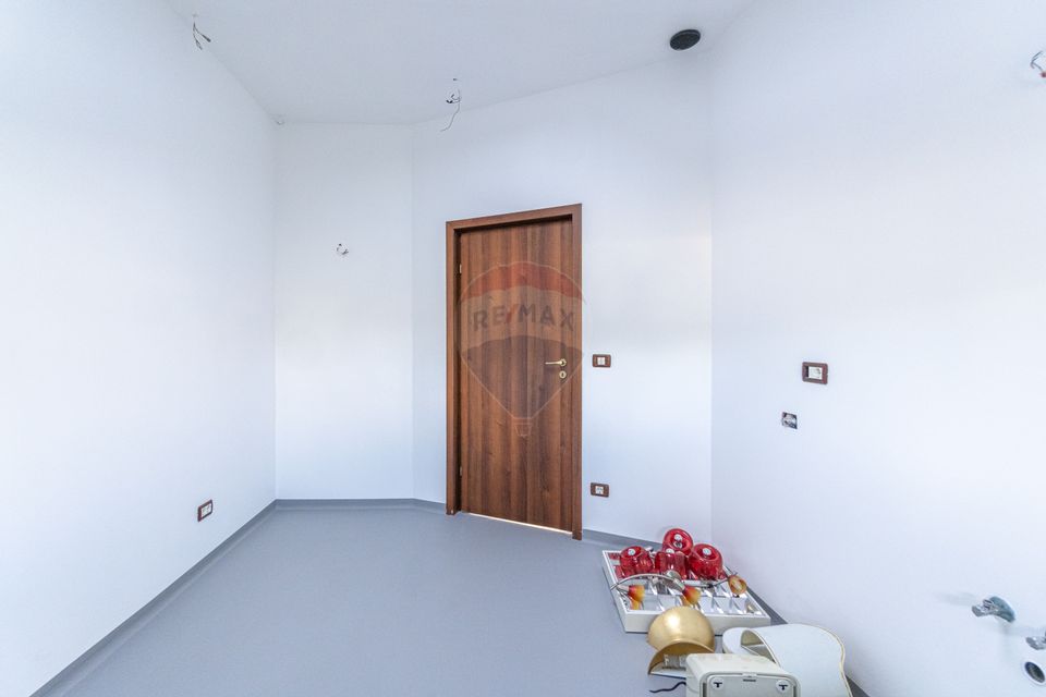 Spațiu de închiriat în Tractorul – 125 mp, renovat