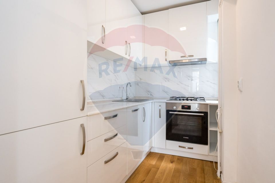 Apartament Calea Victoriei renovat mobilat, utilat partial bloc solid