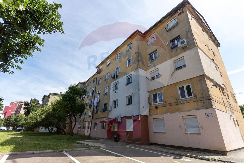 !Oferta!Apartament de vanzare (mobilat/magazin în scara blocului)