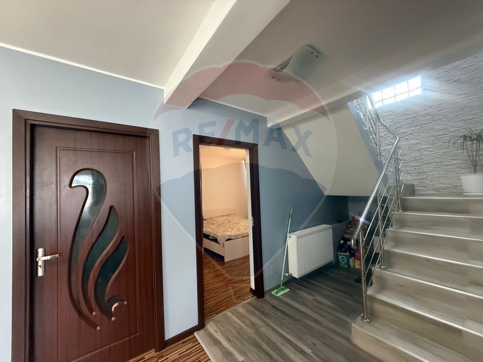 5 room House / Villa for sale