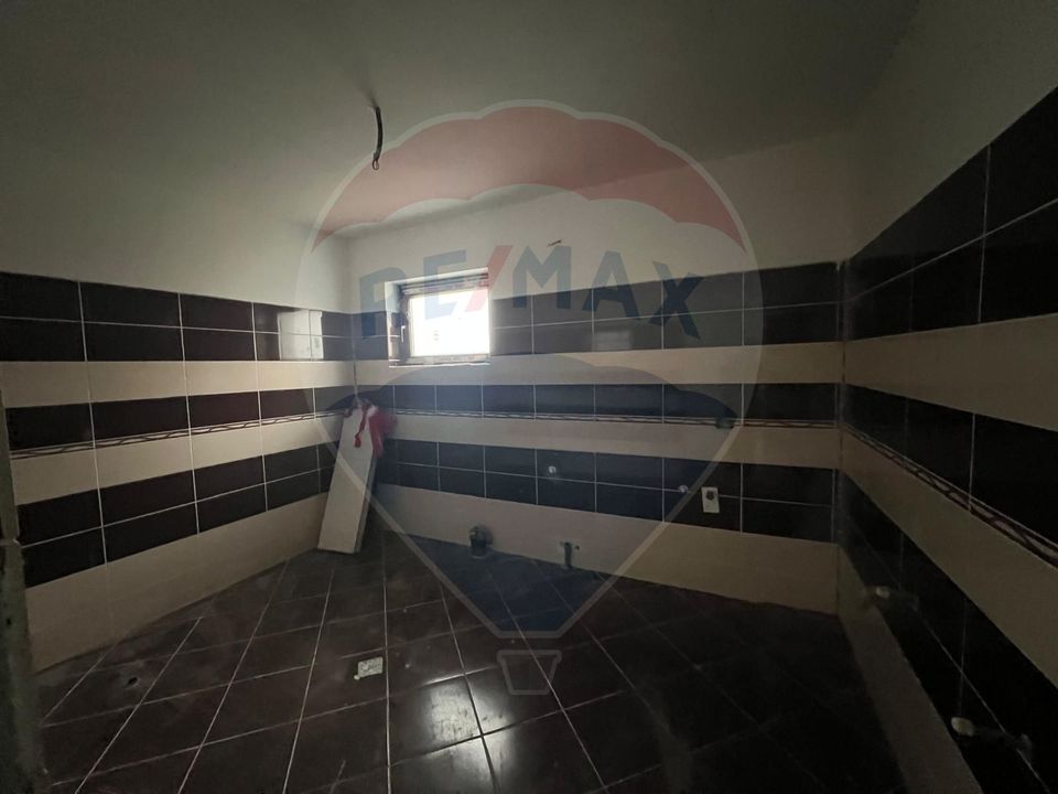 Casă 4 camere Rachitosu