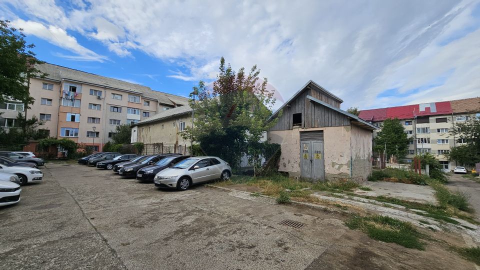 Complex comercial de 340mp în zona Obcini-Suceava