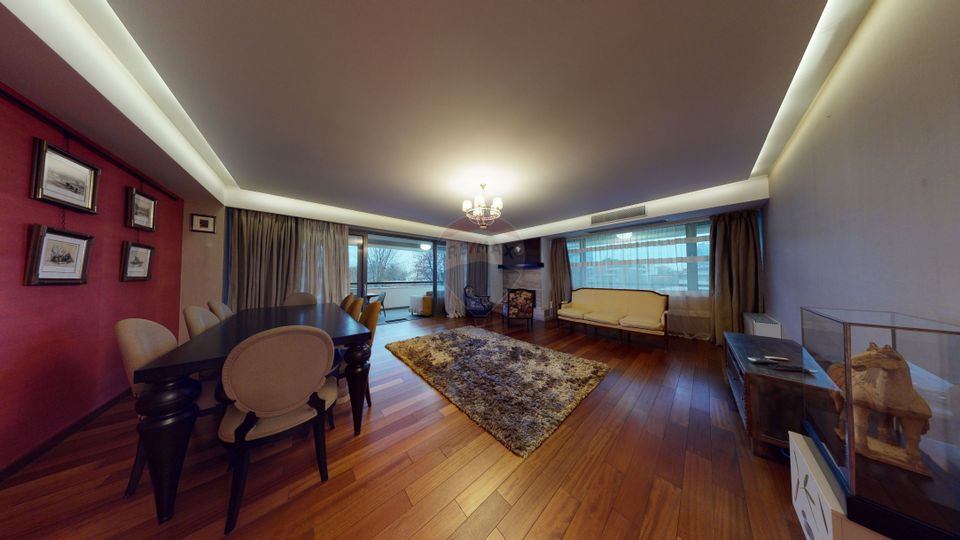 De inchiriat | Apartament 4 camere | Terasa 55 mp | Primaverii