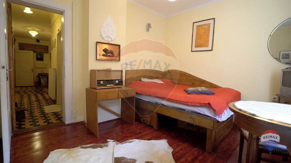 Casă cu poveste în Zamora, Bușteni