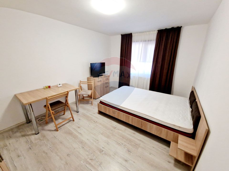 Apartament cu 1 camere de vânzare în zona 1 Mai