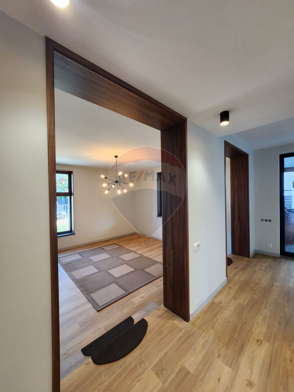 6 room House / Villa for sale, Aviatiei area