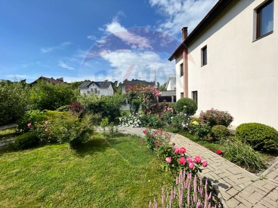 Vilă de închiriat  5 camere str. Gentianei, Sibiu