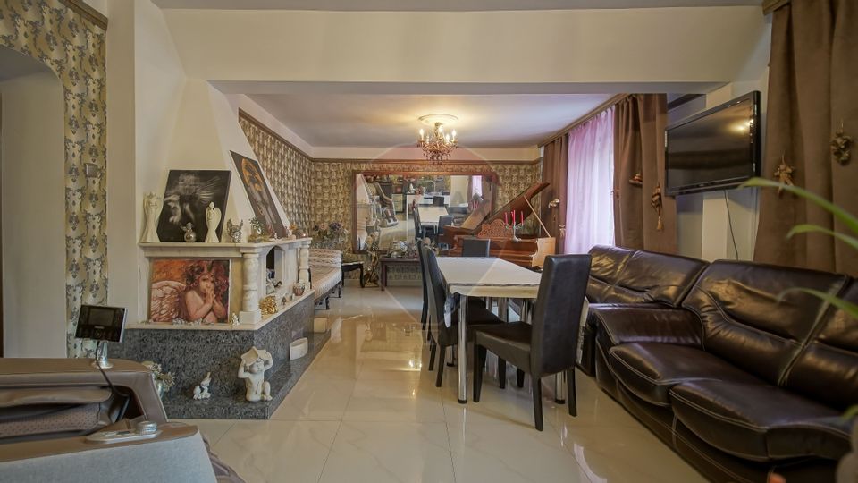 14 room Hotel / Pension for rent, Astra area