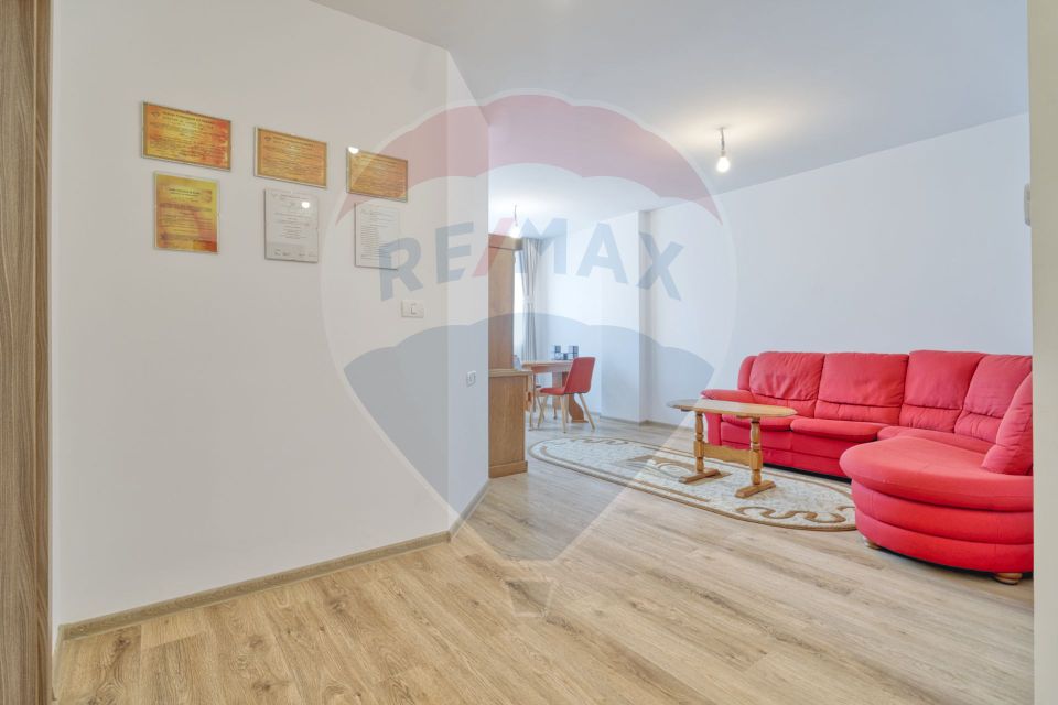 REZERVAT! Apartament 2 camere pretabil locuință sau cabinet