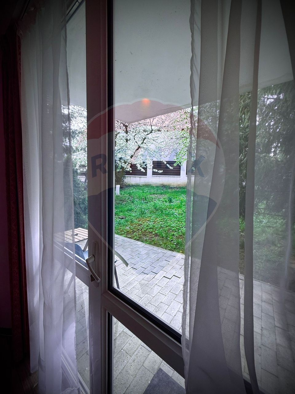 De închiriat duplex cu 4 camere - Șoșeaua Bârnova