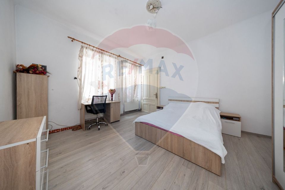 APARTAMENT 3 camere, Etaj 1, Str. Lunga nr 22, Brasov