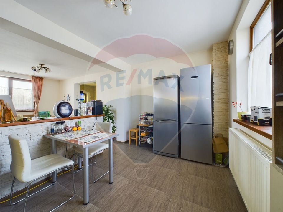 Casa 5 camere de vanzare in Crevedia  mobilata utilata gata de mutare