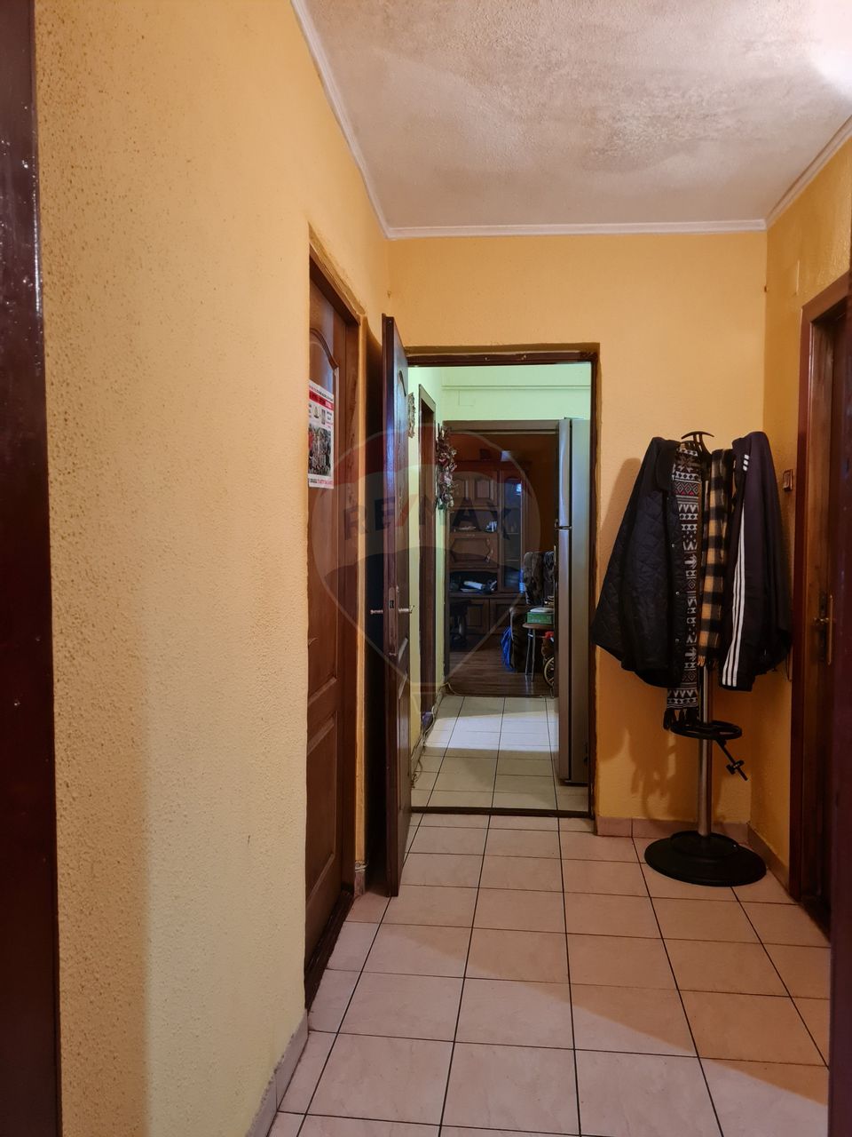 Apartament cu 4 camere  în zona Ultracentrala( Primaria Focsani)