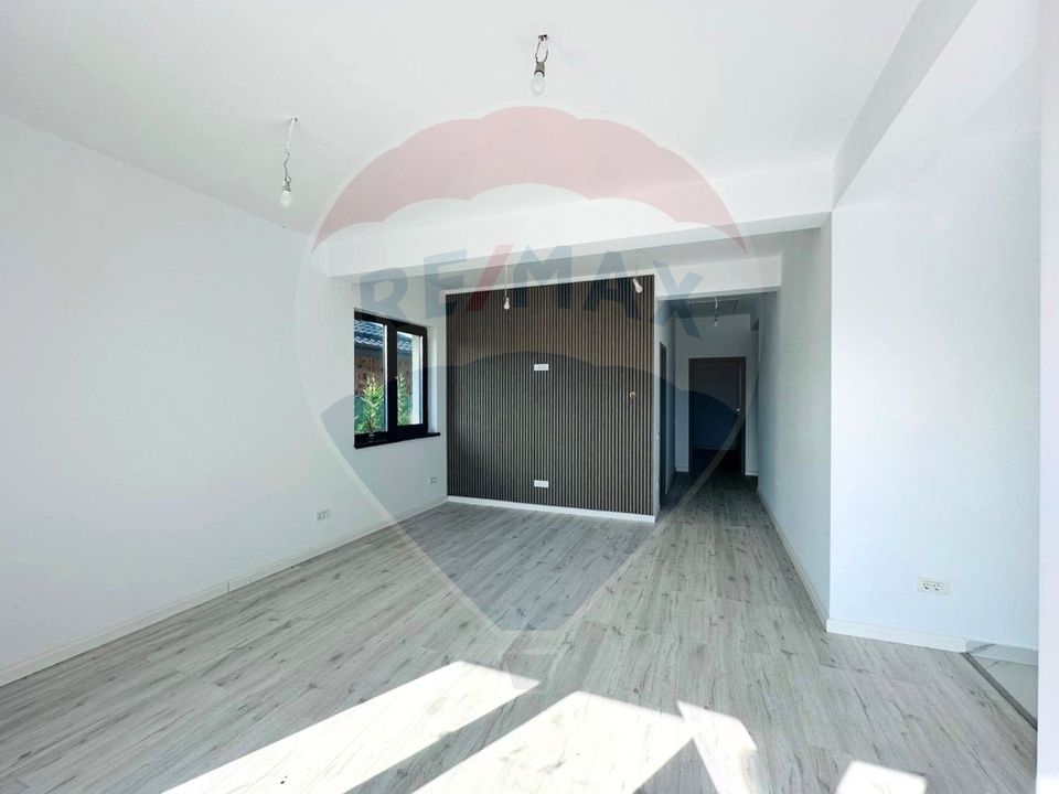 Casa noua, individuala, stil american - Crevedia