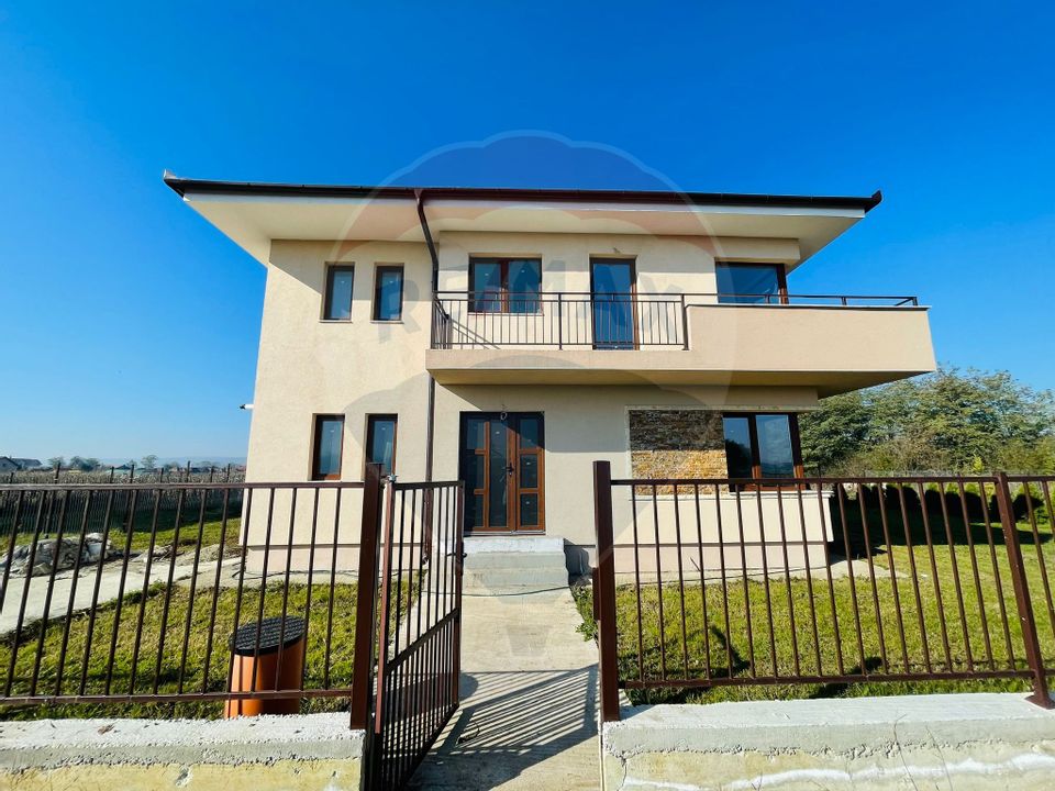 Casă de vânzare în Jucu de Sus, Cluj - Perfectă pentru familii