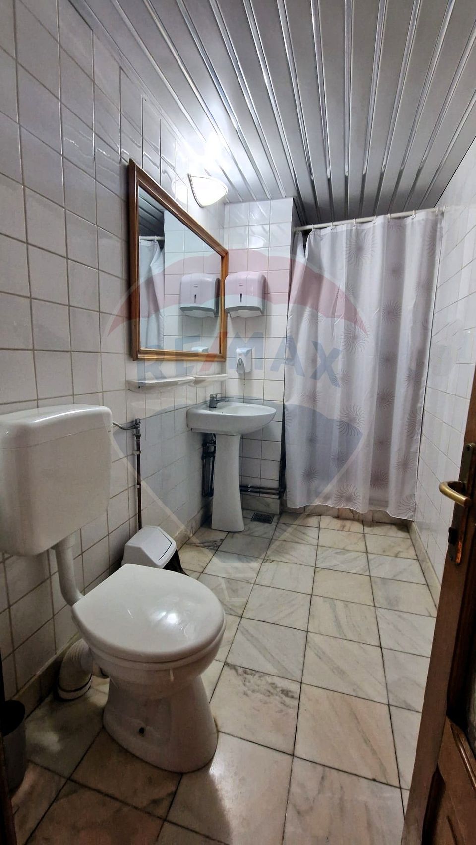 22sq.m Commercial Space for rent, Republicii area