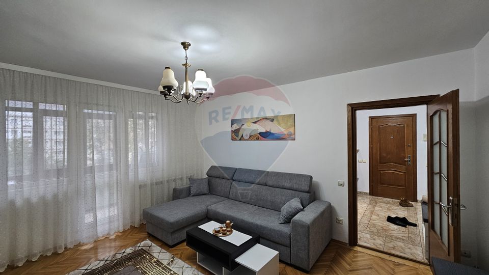 Apartament de lux  cu 3 camere de inchiriat în George Enescu, Suceava