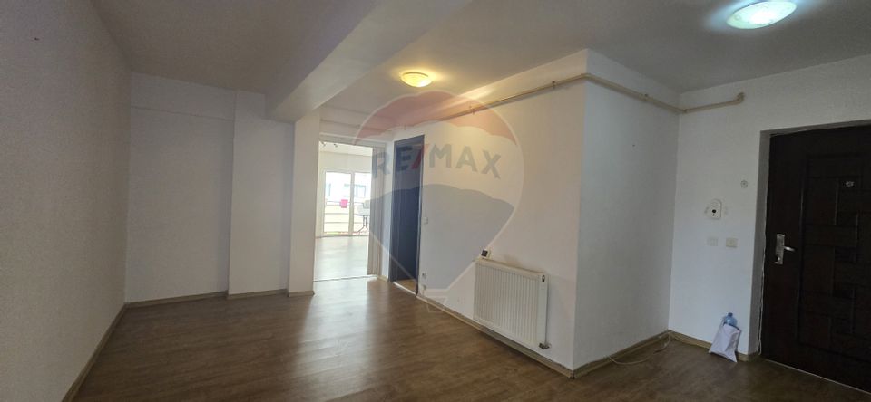 Apartament cu 3 camere de vânzare, de 122mp, zona Iris,