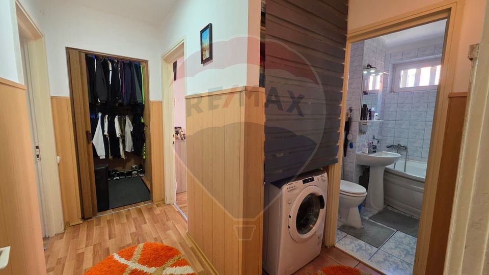 Apartament cu 3 cam de vânzare, str. Feleac, G. Campului