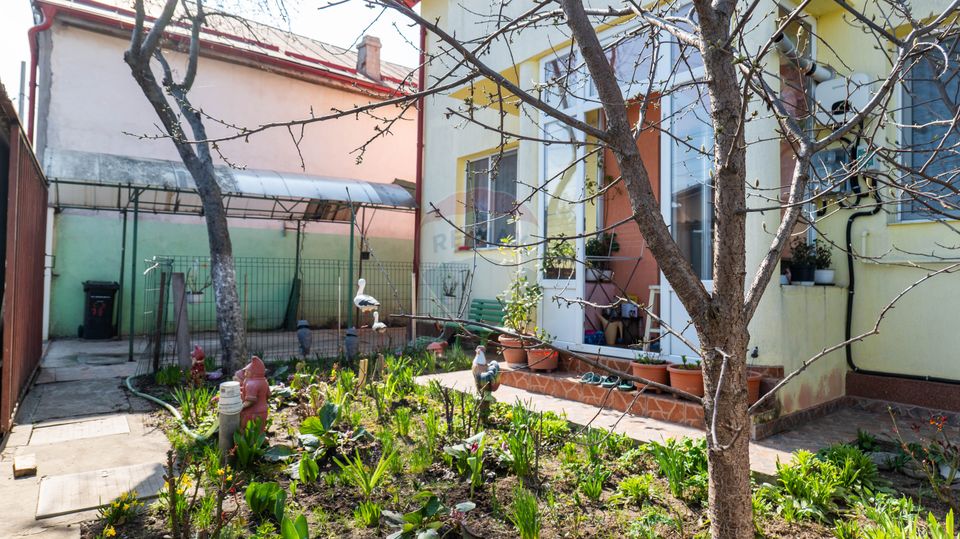 Colentina- Ion Creanga - vanzare vila 6 camere, prosumator