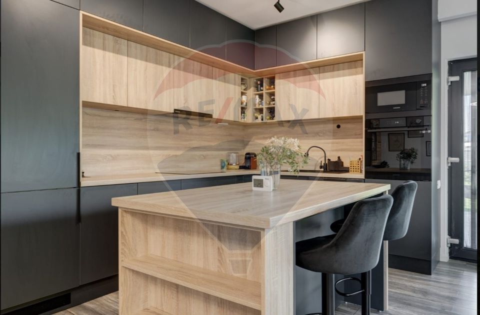 5 room House / Villa for sale