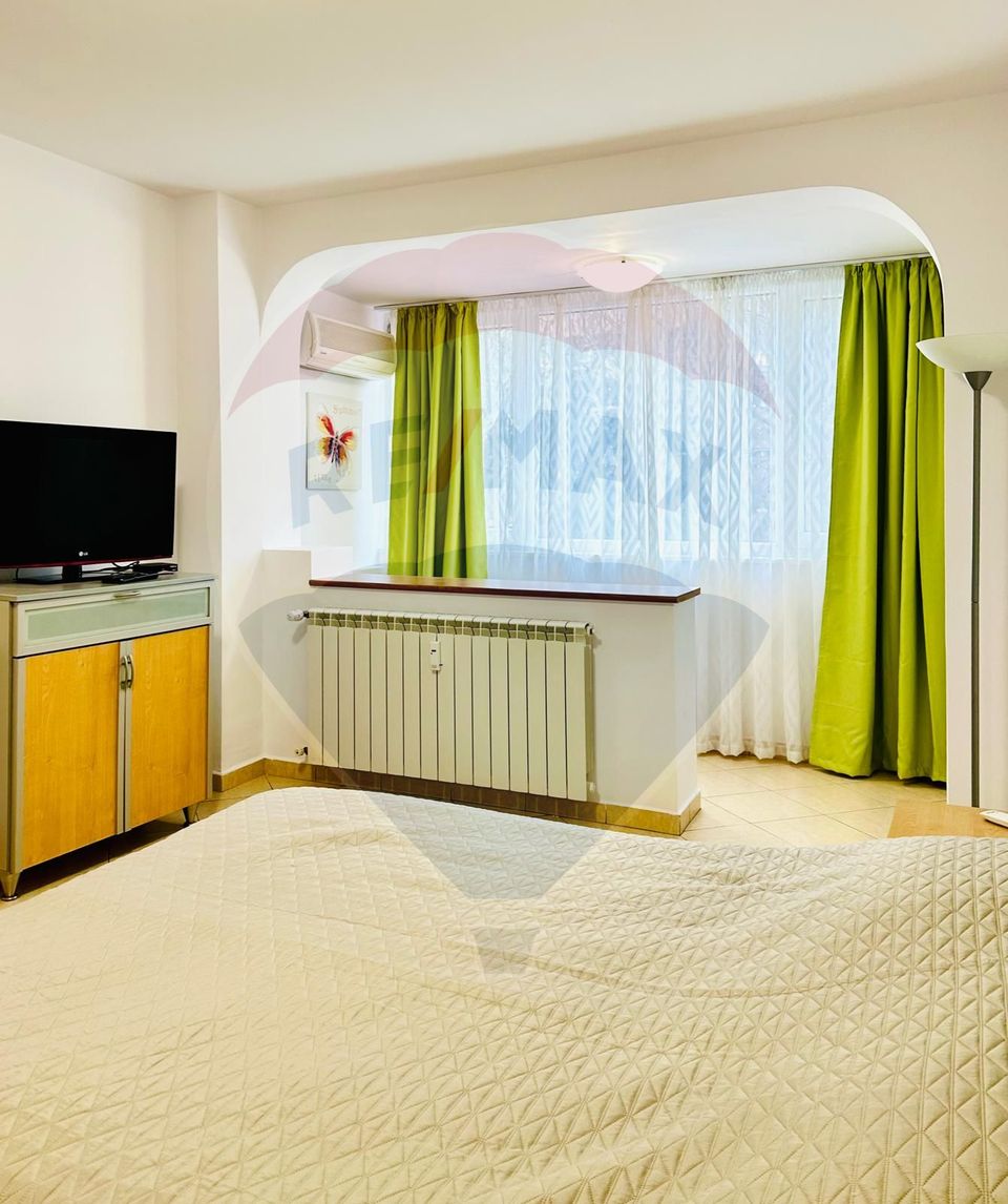 2 room Apartment for rent, Unirii area