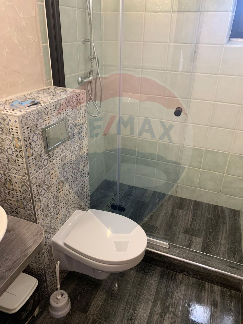 18 room Hotel / Pension for sale