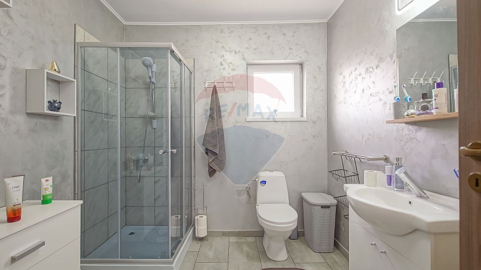 Comision zero, casa individuala + cabana A frame in Bod, la intrare