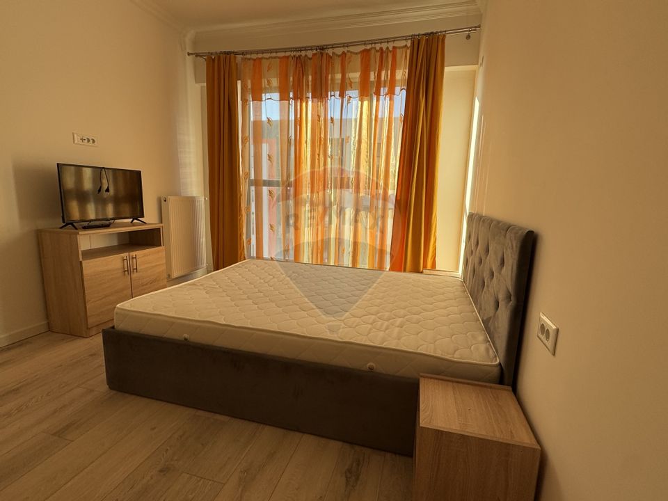 Apartament 3 camere de inchiriat în  zona Energia Constanta