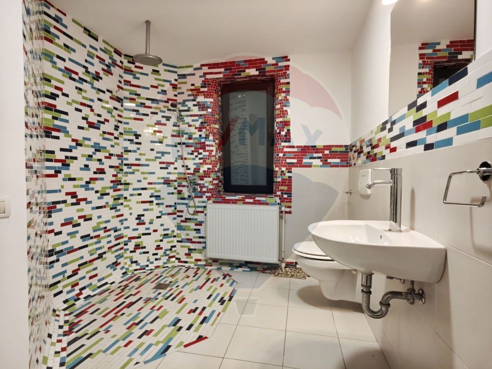 Apartament în vilă din perioada interbelică proaspăt renovat