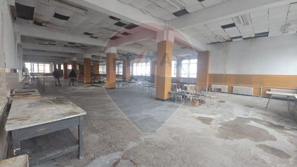 759sq.m Office Space for rent, Sud area