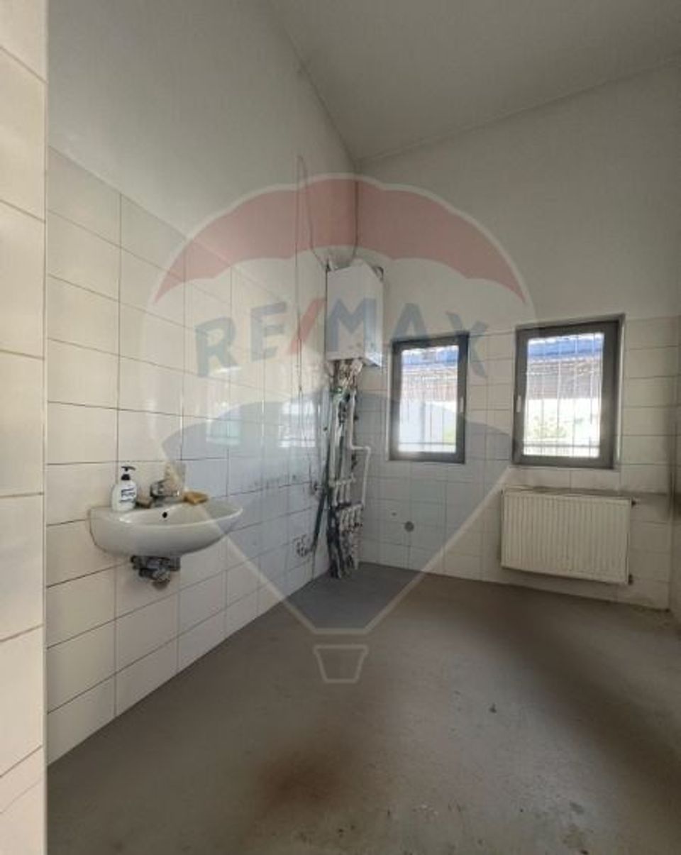 Spațiu comercial de închiriat, zona Iris, 600mp, înălțime 3.80-4.20m