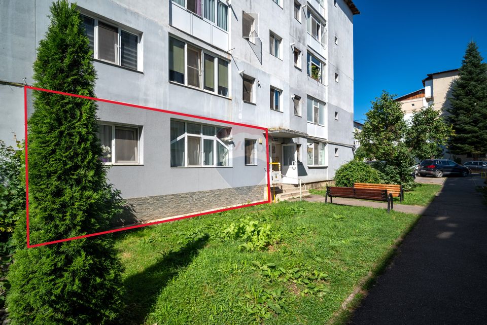 Apartment, 2 rooms, renovated, Ground floor – Breaza