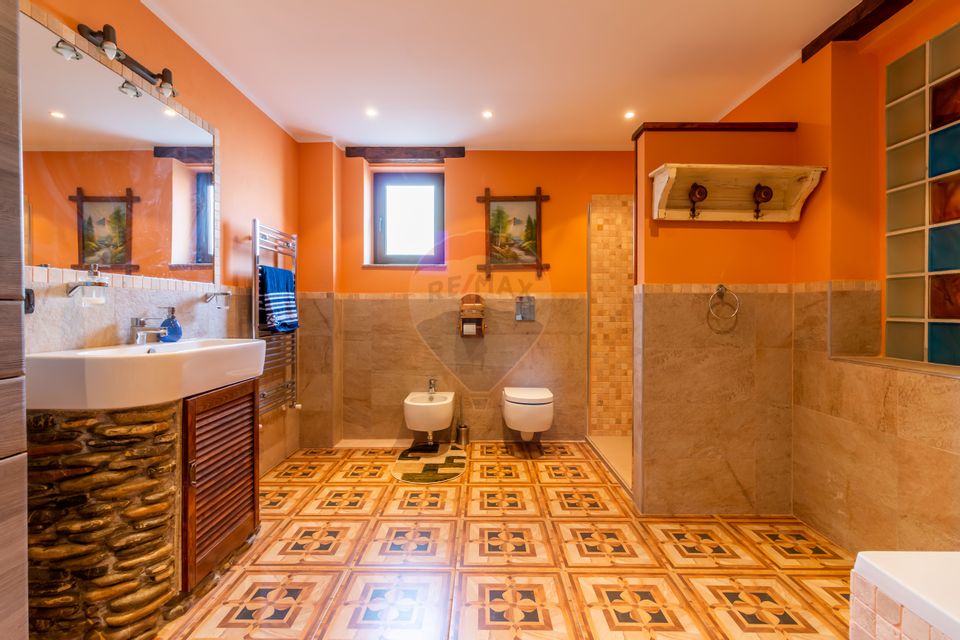 Villa 6 rooms for sale Mosteni-Poenari | 20 minutes BUCHAREST