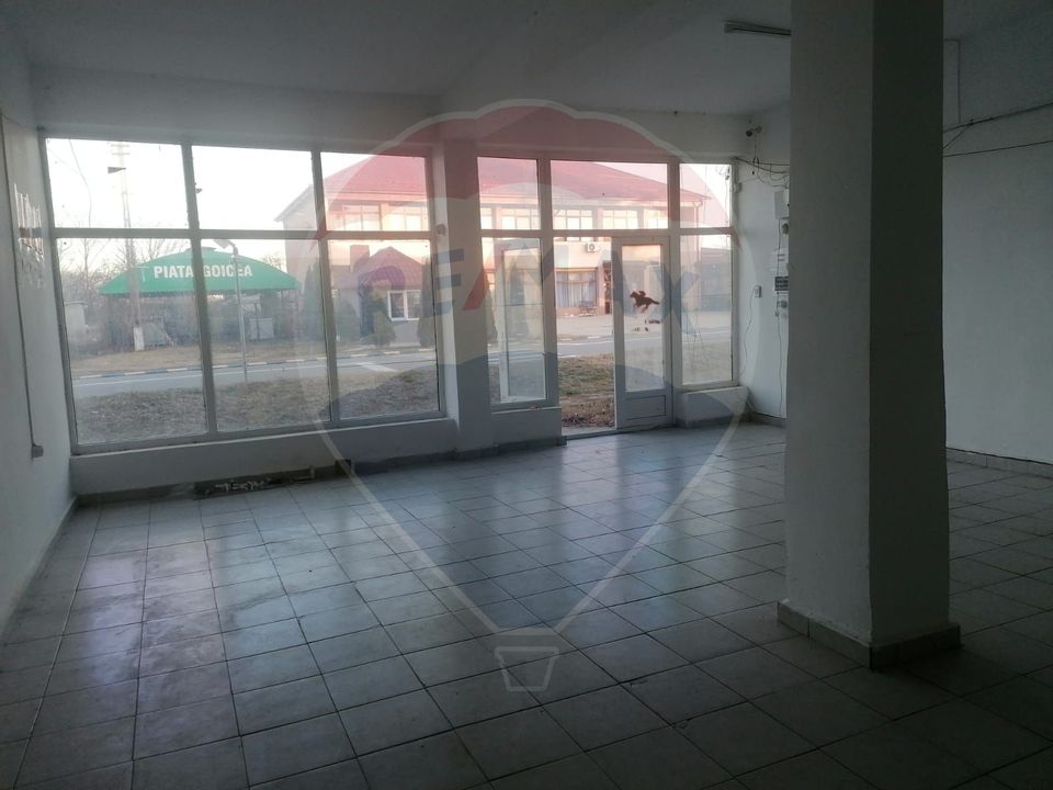 80sq.m Commercial Space for rent