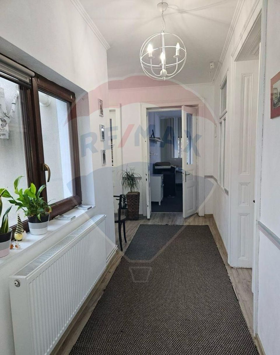 98.47sq.m Commercial Space for rent, Ultracentral area