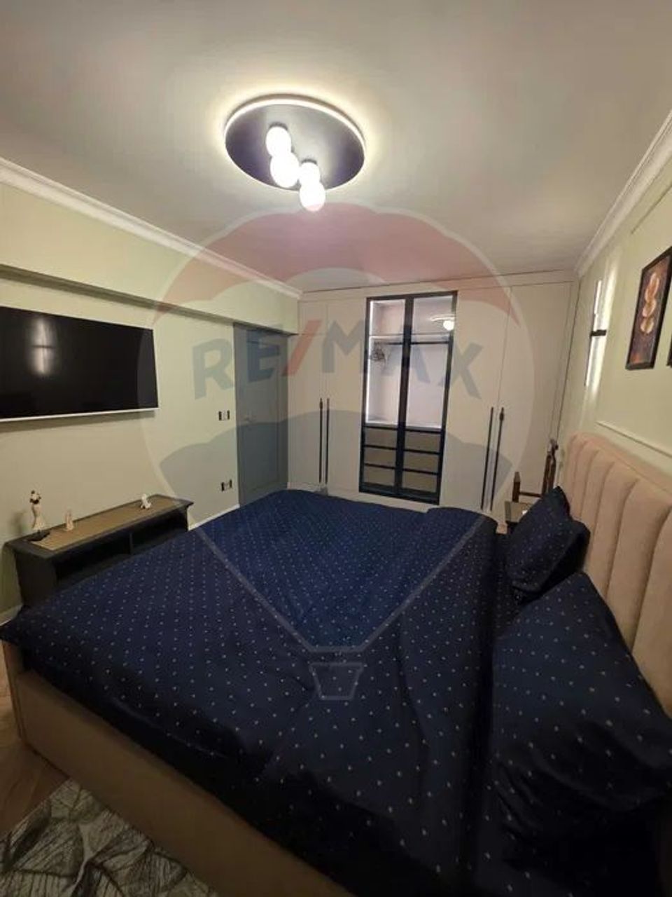 Apartament cu 3 camere de închiriat în zona Ultracentral