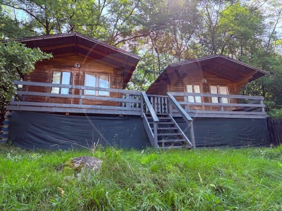 Ansamblu de 7 Căsuțe de Vacanță, Ocna Șugatag