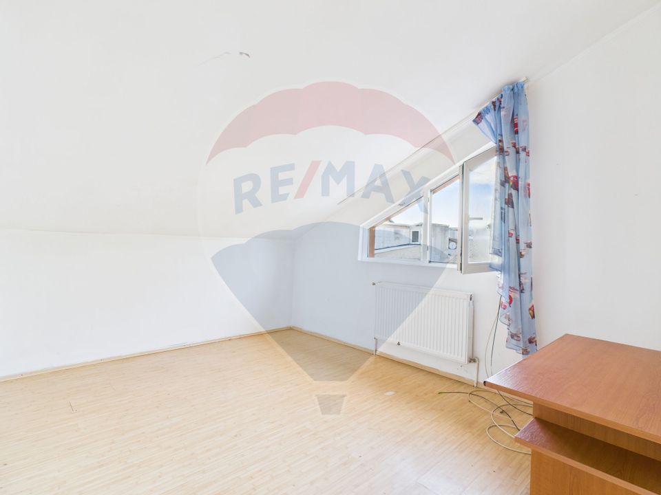 Casă / Vilă 6 camere Pantelimon