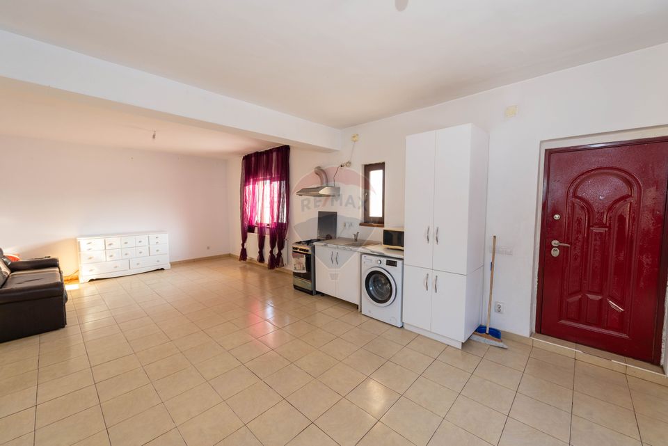 Special villa with 3 levels for sale Pantelimon - Cernica Forest