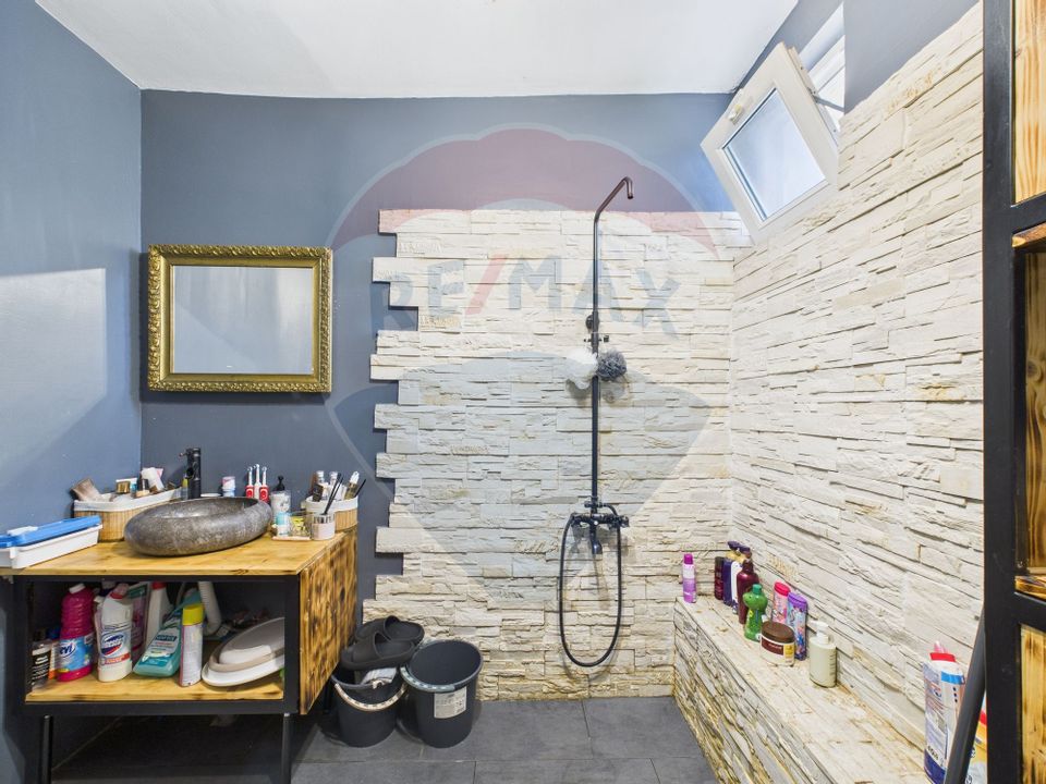 Apartament cu 3 camere de vanzare in zona Doamna Ghica