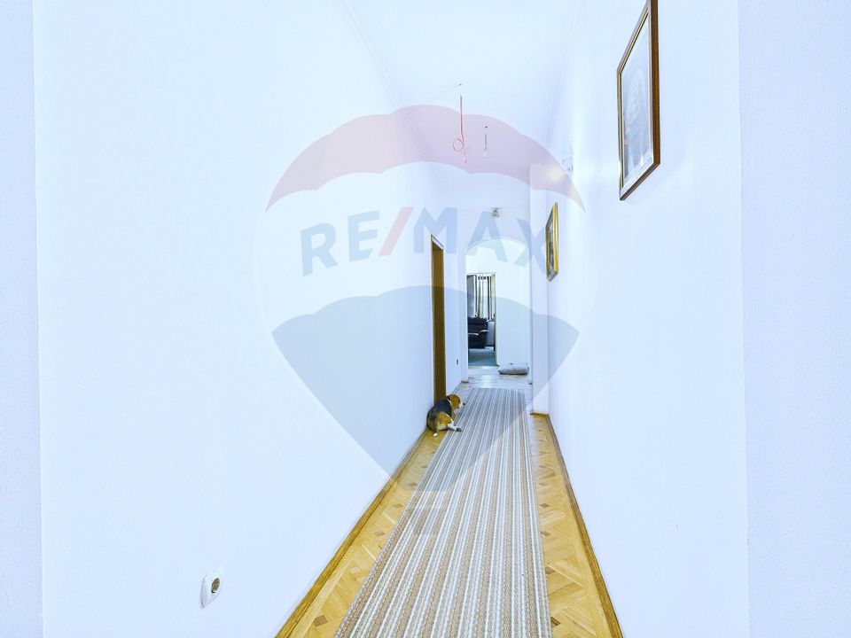 15 room House / Villa for sale, Universitate area