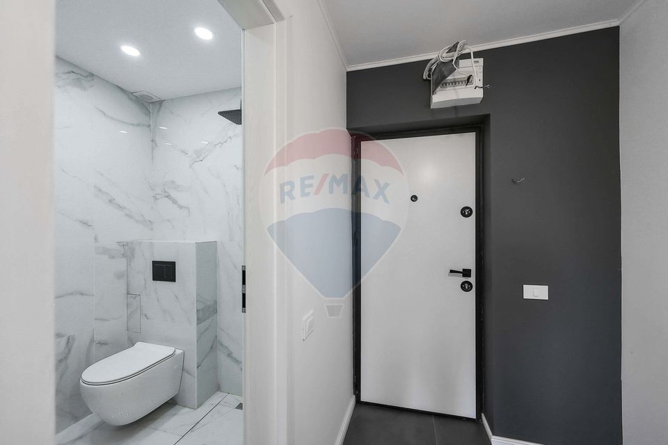 Garsonieră Renovată Premium, 4/4,  Podului, Rogerius, De Vânzare