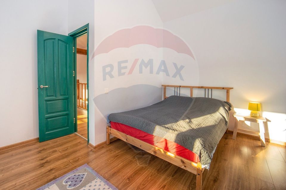 Casă de vis în Râșnov, cu farmec rustic și modern