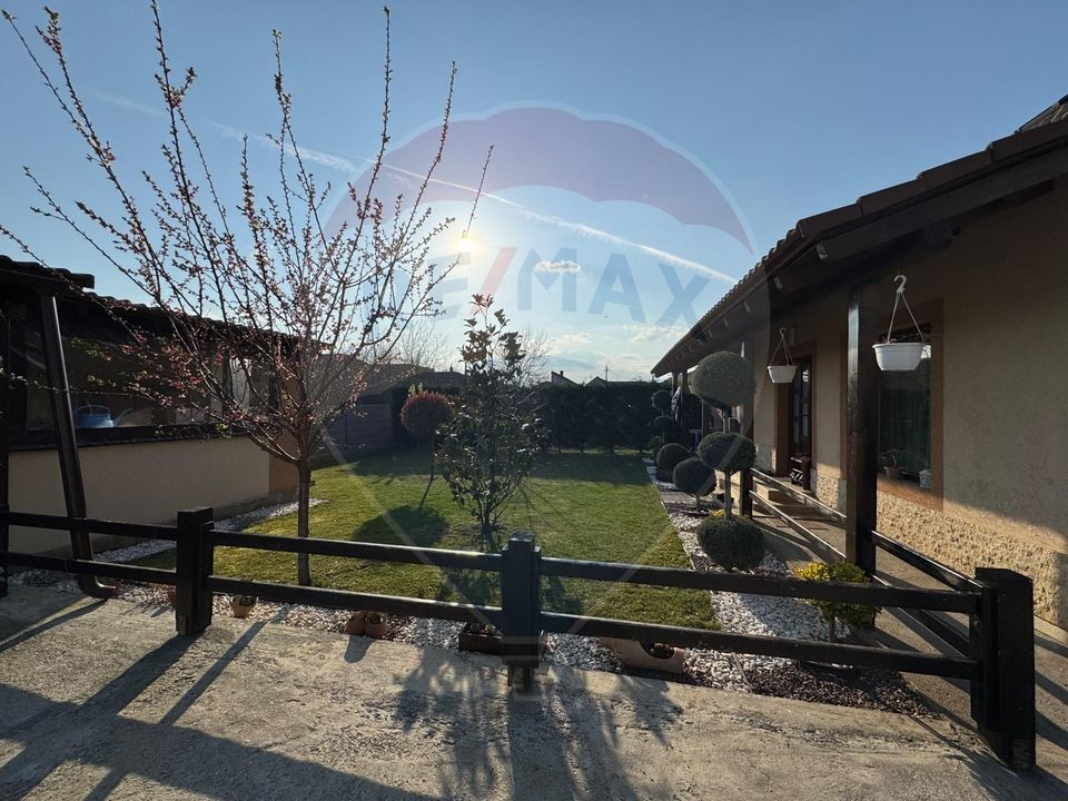 4 room House / Villa for sale, Bujac area