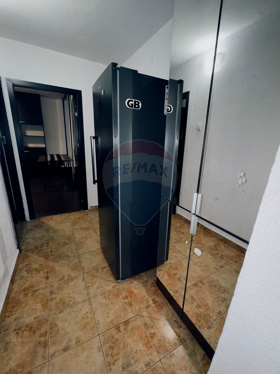 4 decomandate, 1 Mai, parter, bilateral, 75mp