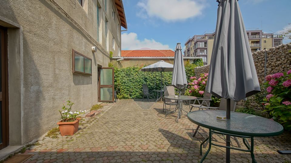 12 room Hotel / Pension for sale, Blumana area