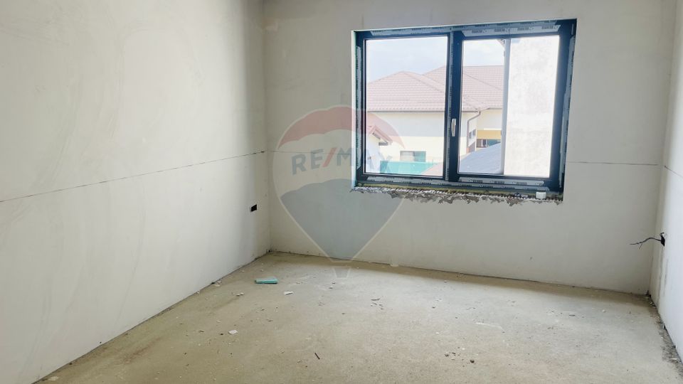 Casă de vânzare Brasov – 3 dormitoare, 3 băi, 140 mp utili